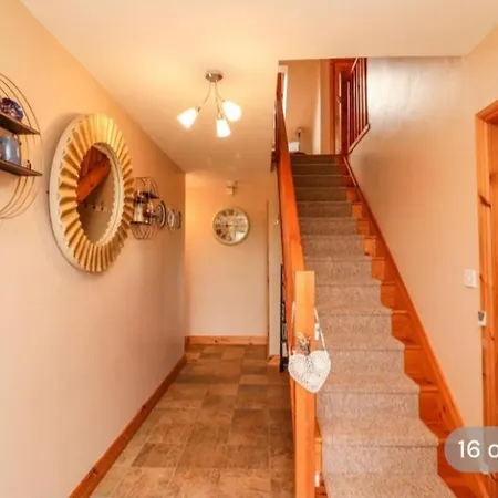 Luxurious 4bedroom House Based Wild Atlantic Way Dom wakacyjny
