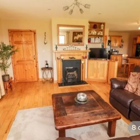 Dom wakacyjny Luxurious 4bedroom House Based Wild Atlantic Way