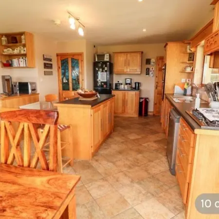 Luxurious 4bedroom House Based Wild Atlantic Way Kilrush