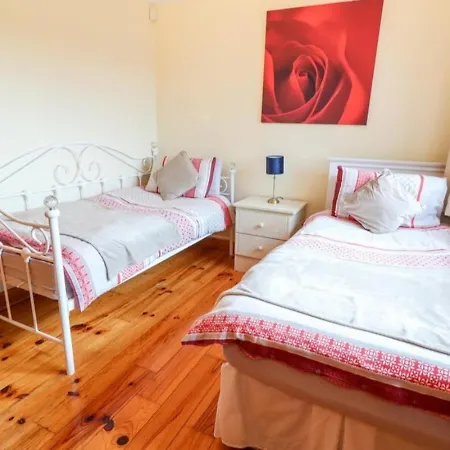 Luxurious 4bedroom House Based Wild Atlantic Way Dom wakacyjny Kilrush